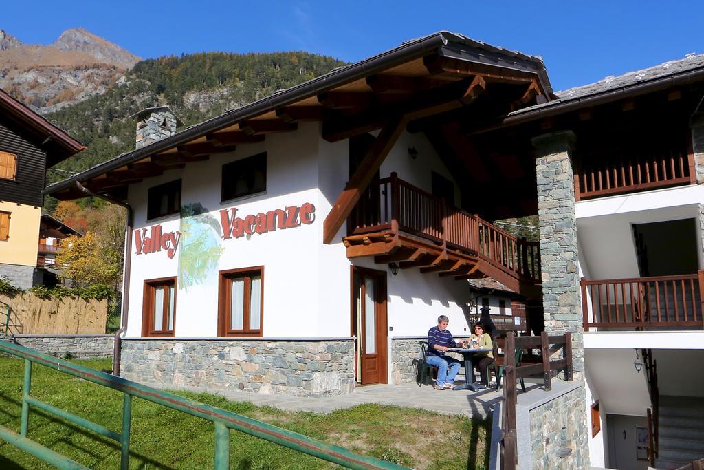 Valley Vacanze Брюссон Экстерьер фото