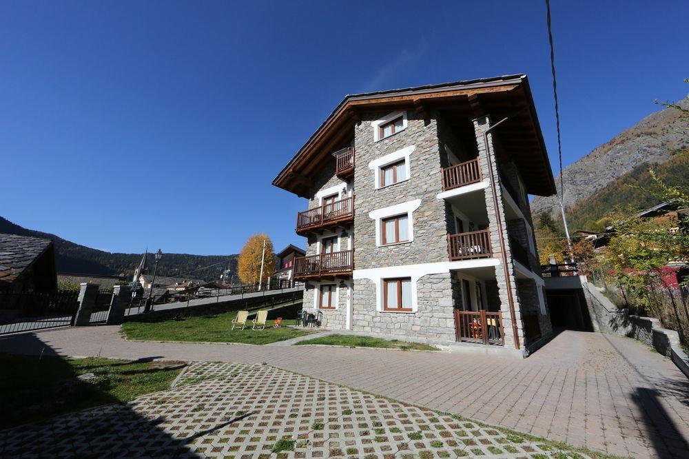 Valley Vacanze Брюссон Экстерьер фото